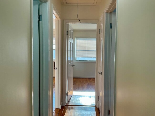 Building Photo - 306 Jefferson Ave