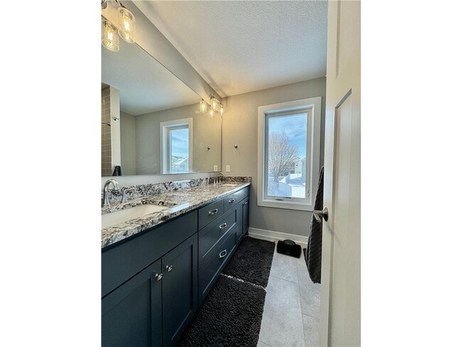 Building Photo - 12715 Edison St NE