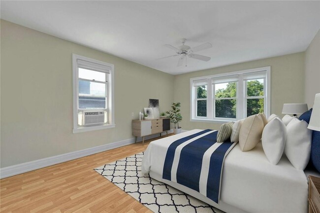Building Photo - 280 Bronxville Rd