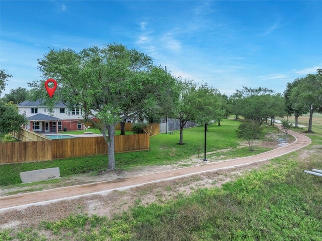 Building Photo - 16731 Creek Trail