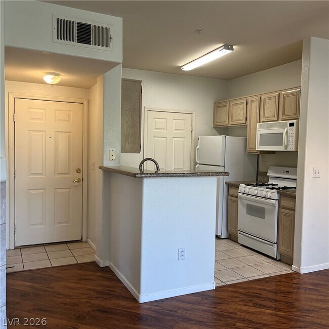 Building Photo - 7159 S Durango Dr