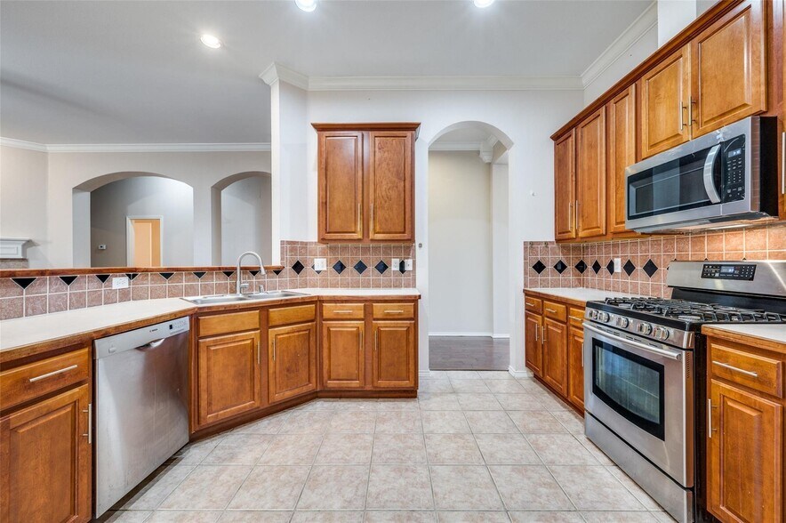 Building Photo - 6752 Longhorn Trl