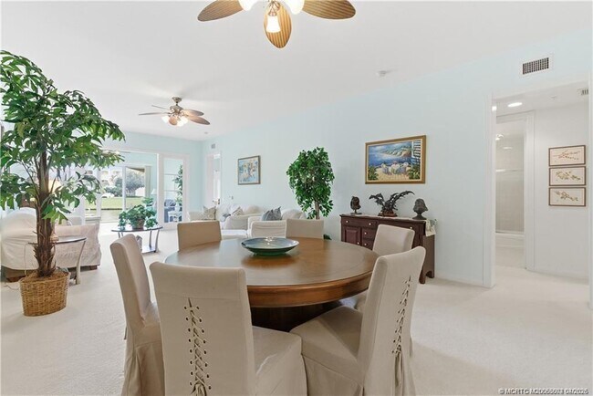 Building Photo - 1 Harbour Isle Dr E