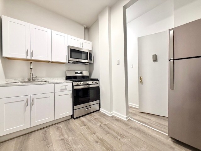 Building Photo - 504 W 139th St