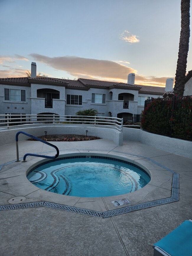 Building Photo - 2bd 2ba Condo in Awatukee