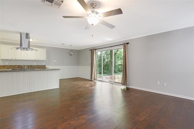 Building Photo - 6 Basal Briar Ct