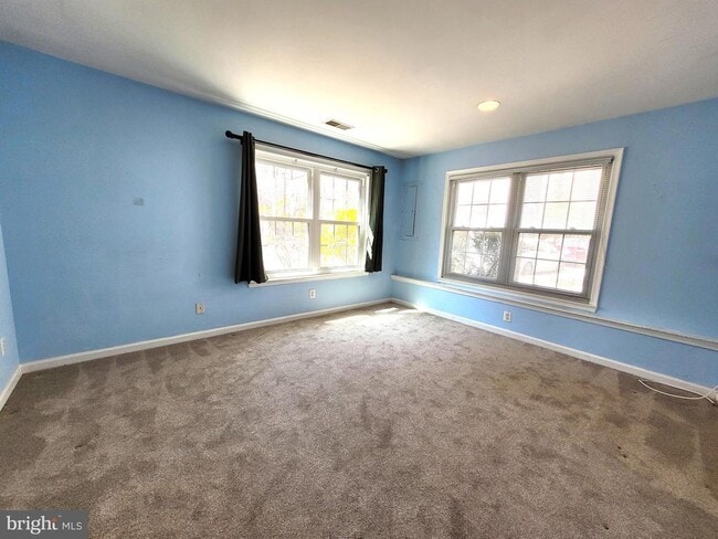 Building Photo - 6012 Ricketts Walk