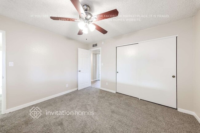 Building Photo - 1408 W Piute Ave