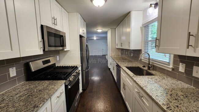 Building Photo - 3775 Tree Bark Trail