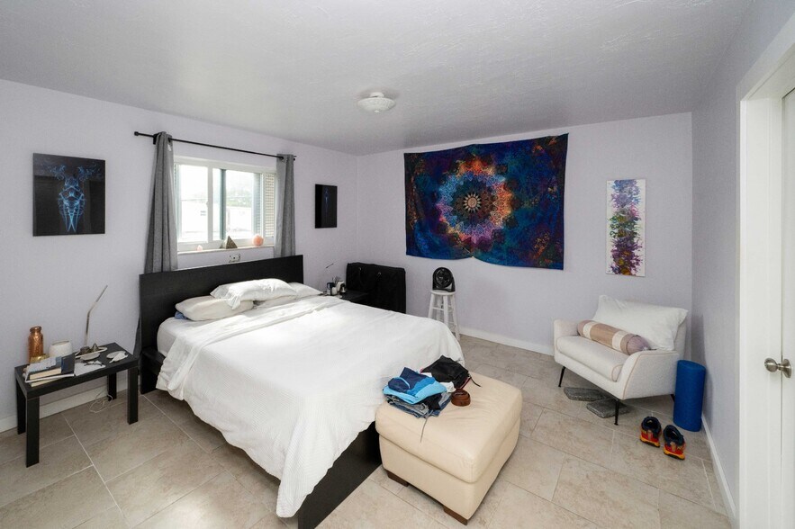 Bedroom - 1818 Rodman St