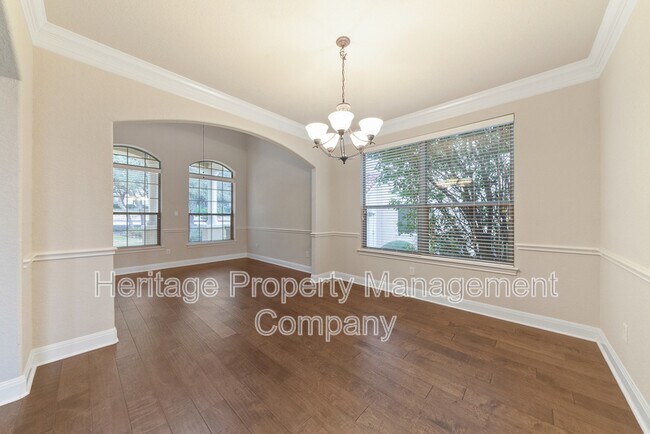 Building Photo - 7110 Hovingham