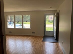 Building Photo - 1428 Long Pond Rd