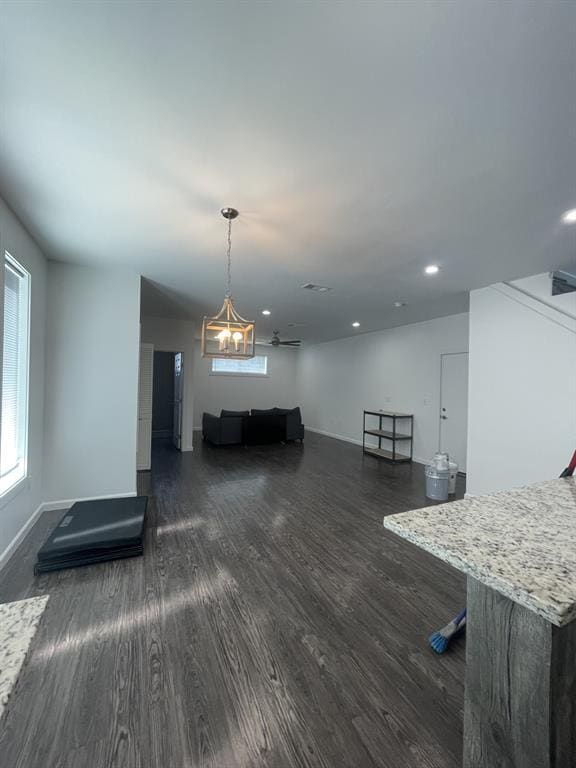 Building Photo - 160 Pope Bend S