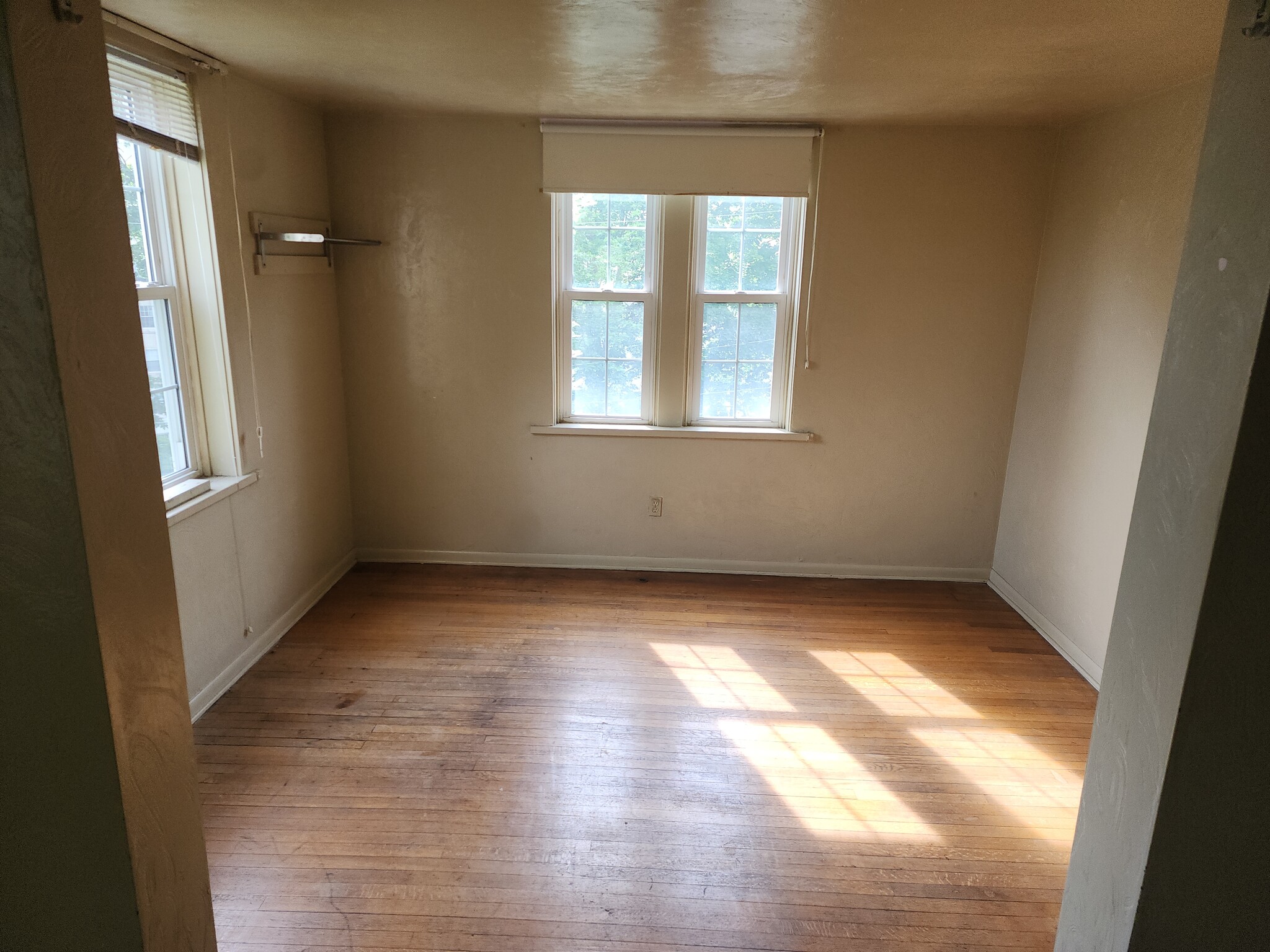 Sunroom - 4349 Andover Ter