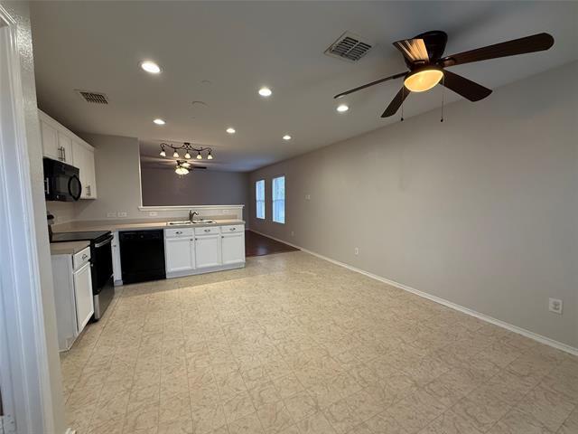 Building Photo - 121 Mill St