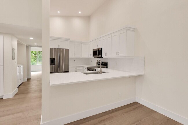 Building Photo - 6299 Chasewood Dr
