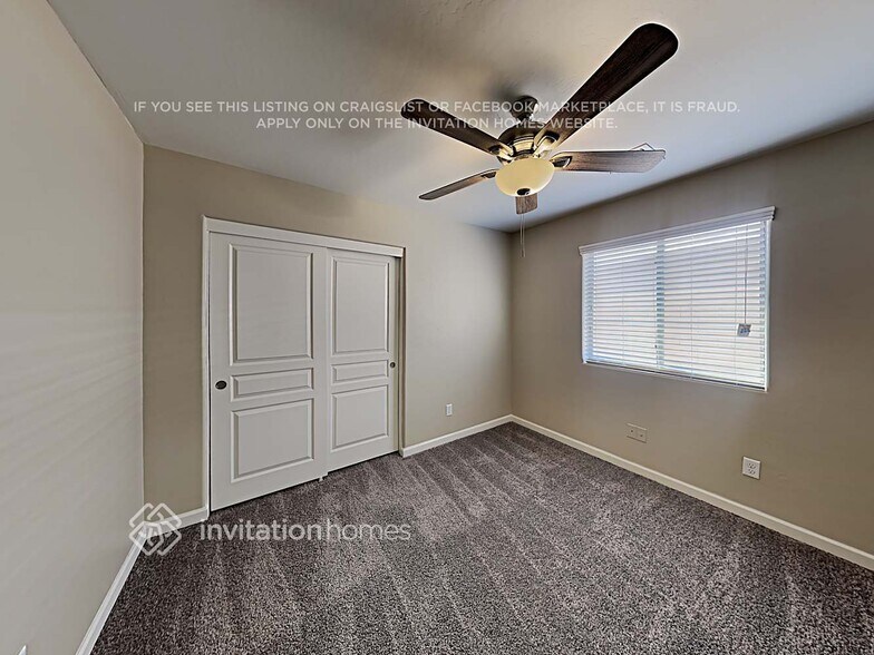 Building Photo - 14836 W Windrose Dr