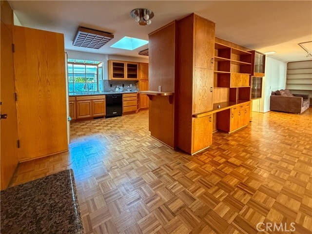 Building Photo - 5516 Ethel Ave