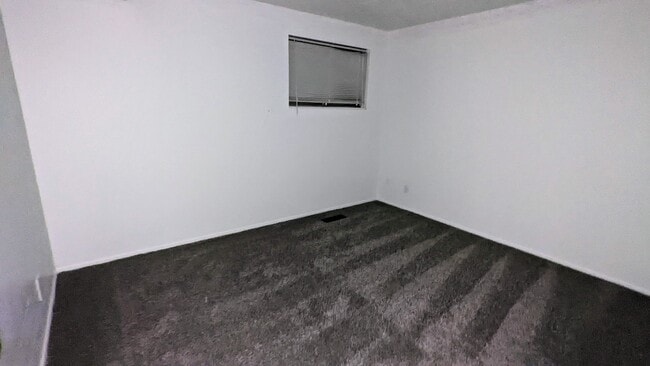Building Photo - 178 S 300 E