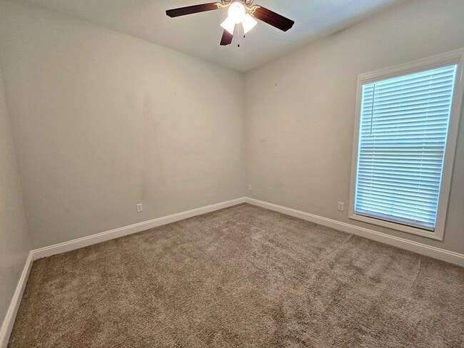 Building Photo - Stylish 4-Bedroom Home with Screened Porch...