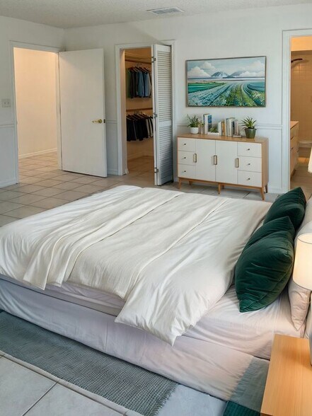 Building Photo - 9834 SW 222nd St