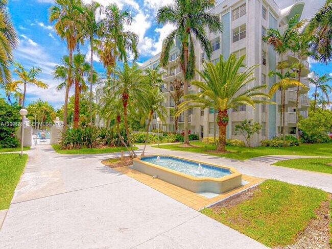 Building Photo - 488 NW 165th St