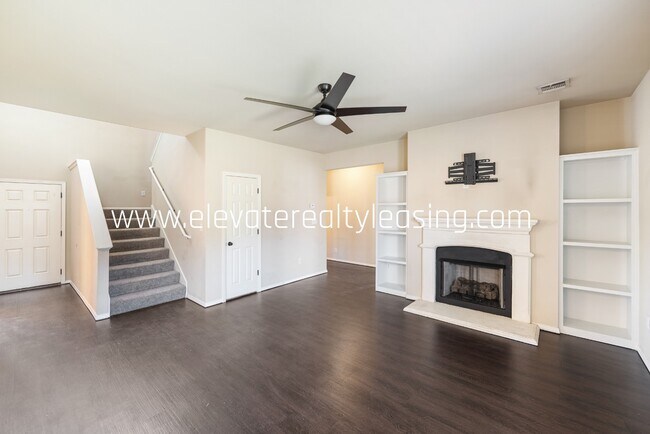 Building Photo - 2609 W Huntsville St
