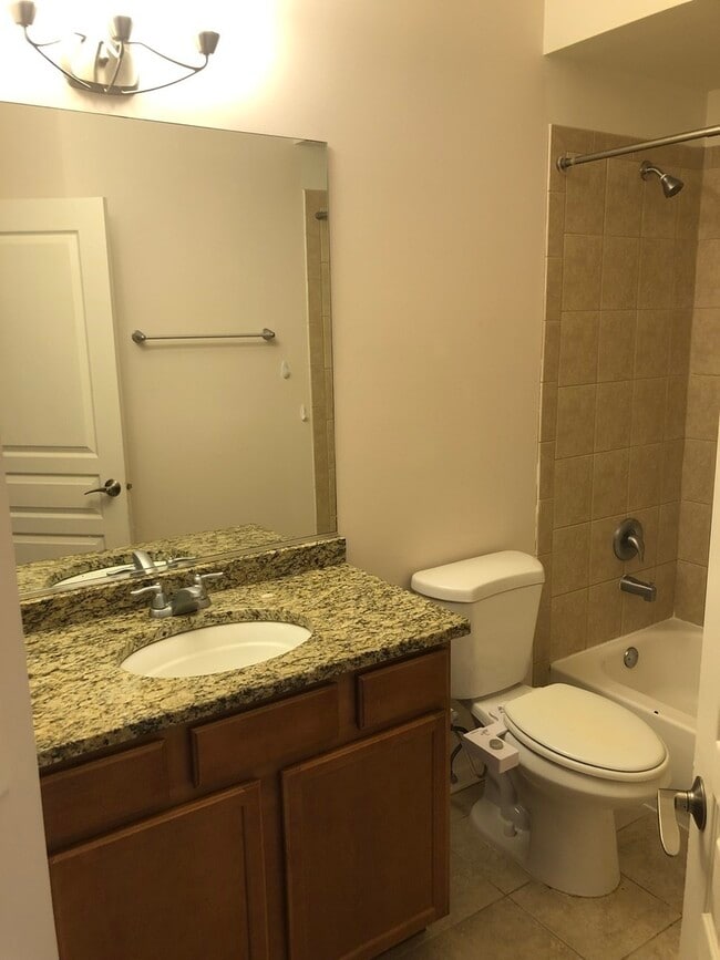 Building Photo - 3710 S Sangamon St