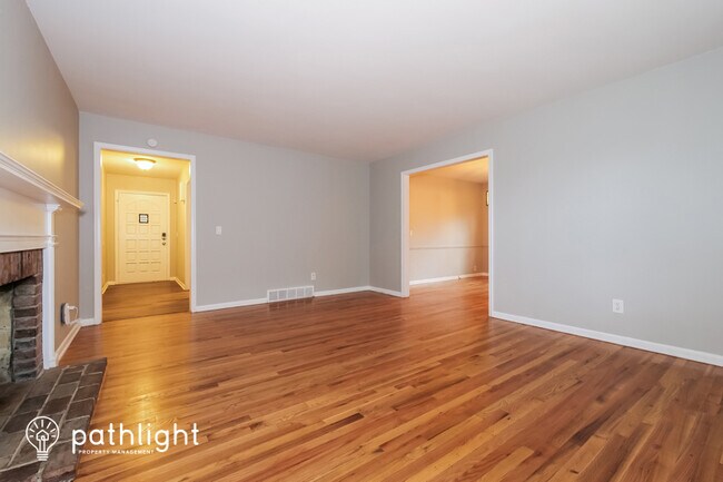 Building Photo - 10120 W 66th Terrace