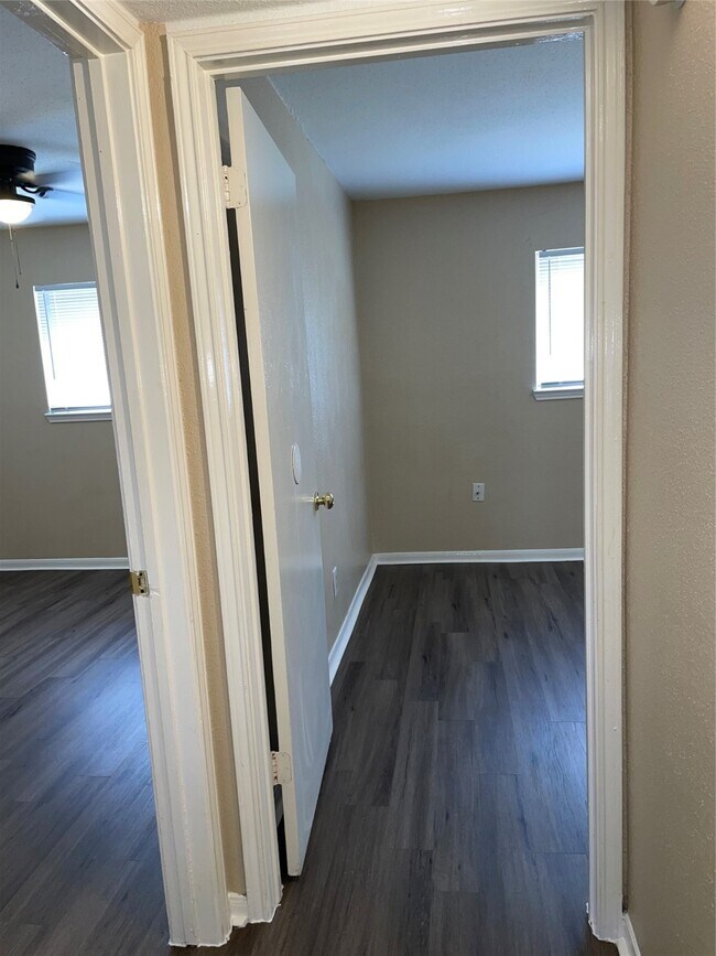 Building Photo - 4710 Airport Blvd