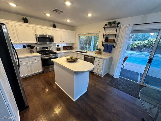 Building Photo - 10263 Splendor Ridge Ave