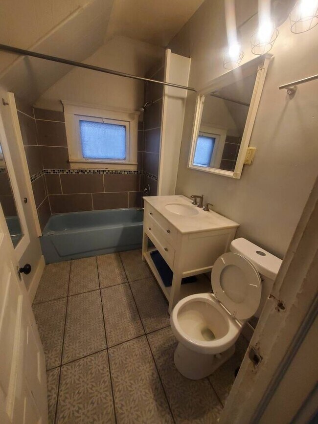 Building Photo - 8311 Decker Ave