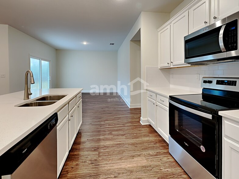 Building Photo - 12671 Percy Frst Ln