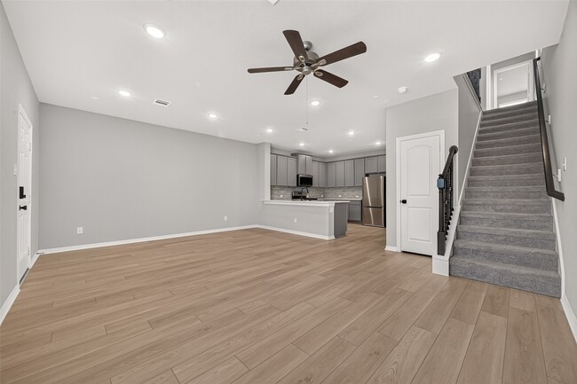 Building Photo - 8033 Scanlan Trl