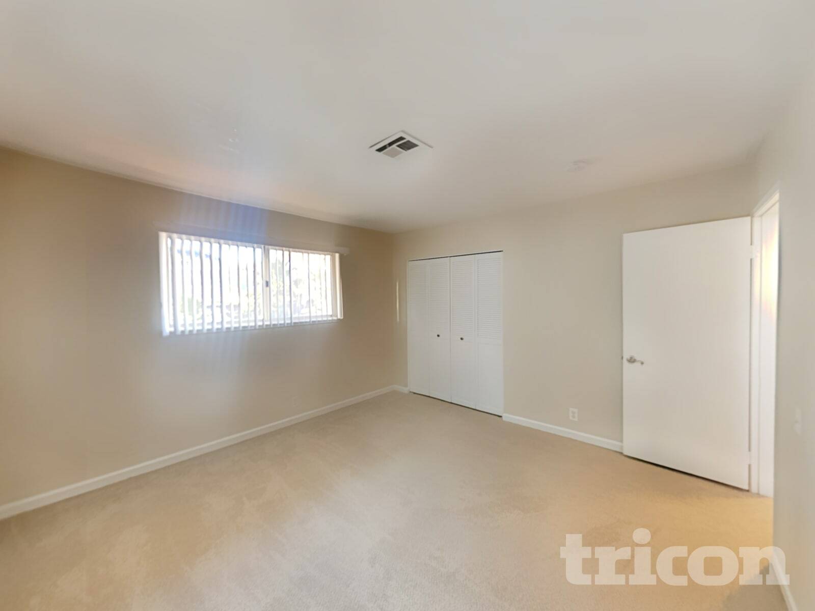 Building Photo - 3746 Terrace Dr