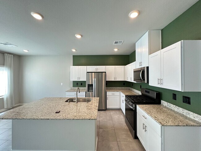 Building Photo - 5370 White Butterfly St