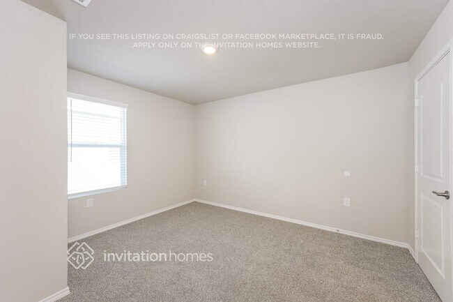 Building Photo - 922 Albatross Wy