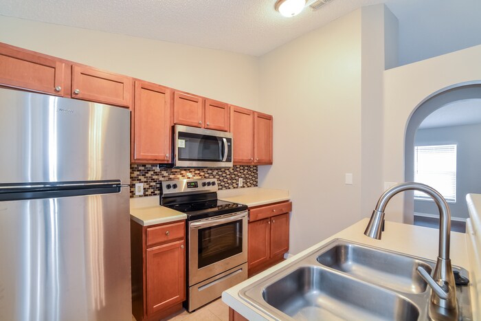 Building Photo - 3889 Arborvitae Way