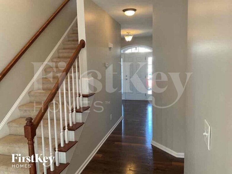 Building Photo - 11440 Callahan Mill Dr