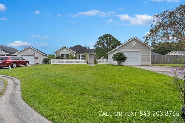 Building Photo - 202 Saturn Ct