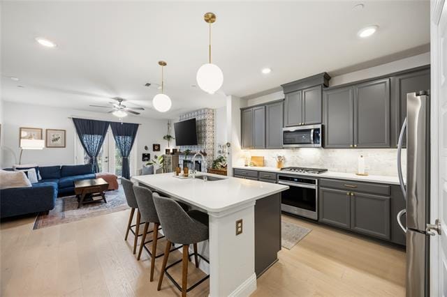 Building Photo - 7833 Bayside Dr
