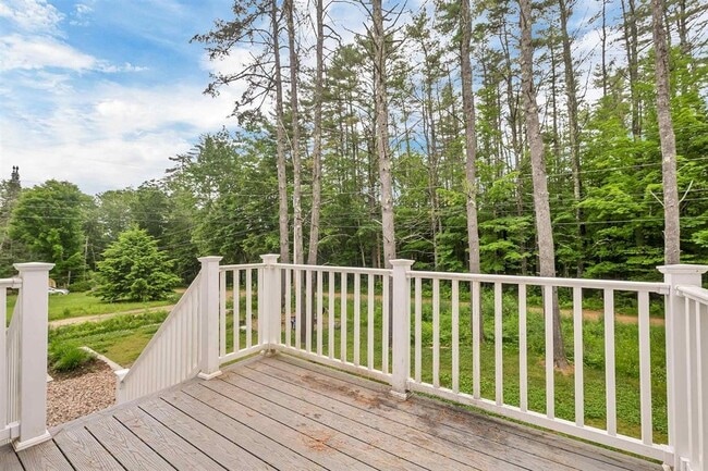 Building Photo - 4 Mill Pond Rd