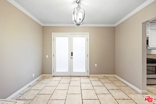 Building Photo - 11423 Sunshine Terrace