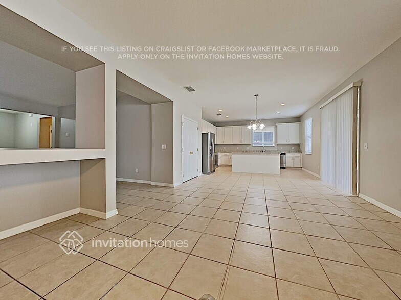 Building Photo - 14950 Perdido Dr