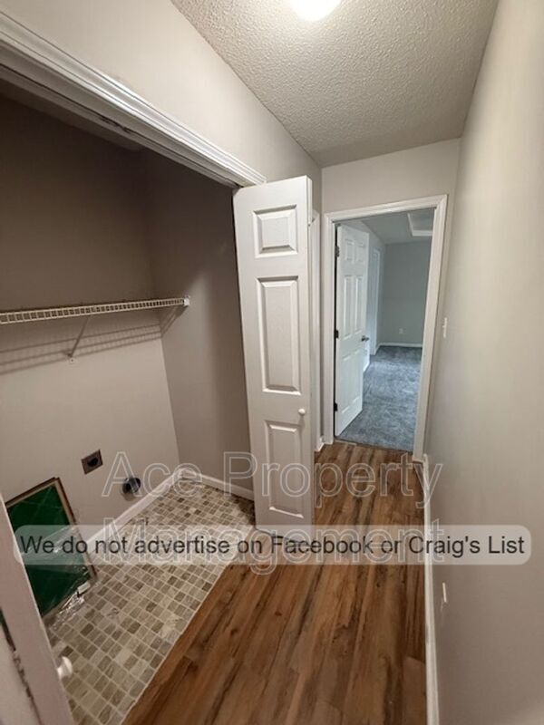 Building Photo - 2628 Daniel Boone Ln