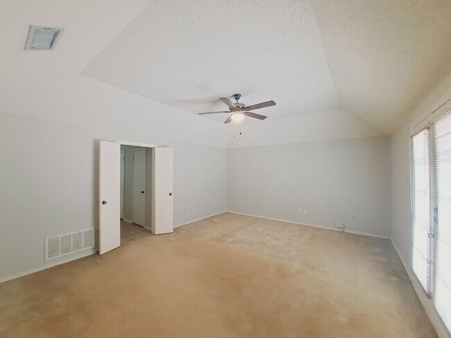 Building Photo - 3917 St Christopher Ln