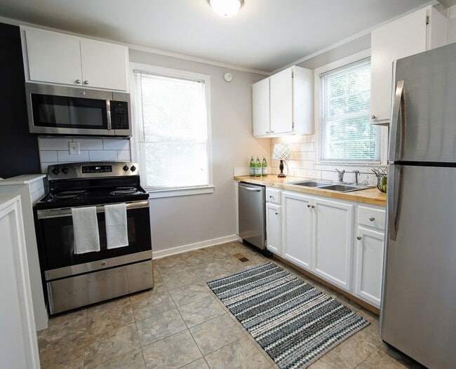 Building Photo - 3907 Peyton Ave