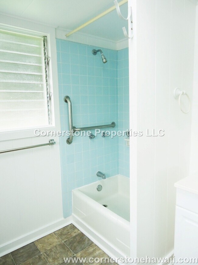 Building Photo - 2529 Pali Hwy