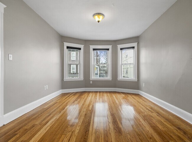 Building Photo - 55 Whitten St