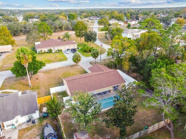 Building Photo - ***PRIVATE HEATED POOL*** Beautiful, Fully-Furnished 3-Bedroom Home Available April 1, 2026!   **...